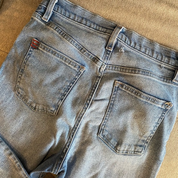 BDG Urban Outfitters Mom Jeans! SIZE 8 - Picture 4 of 7